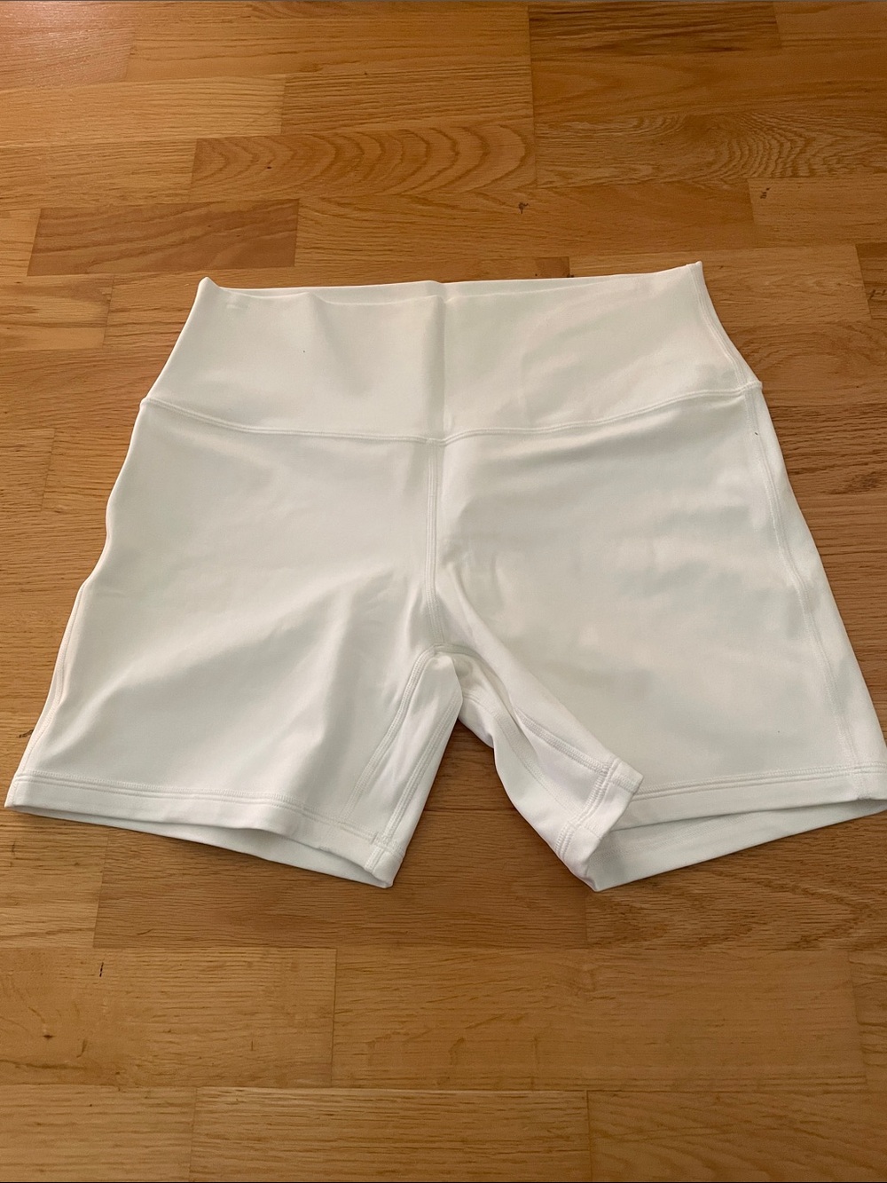 lululemon athletica White Shorts - Picture 2 of 7